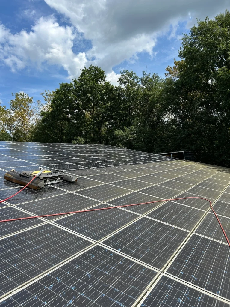 Vuile zonnepanelen rendementsverlies