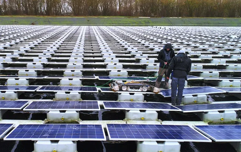 Drijvende Installatie